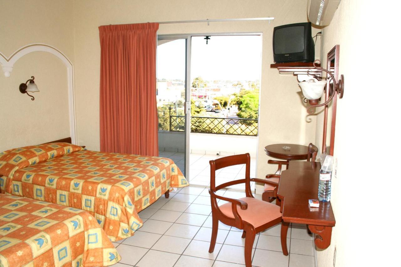 Hotel Davimar Guamuchil エクステリア 写真